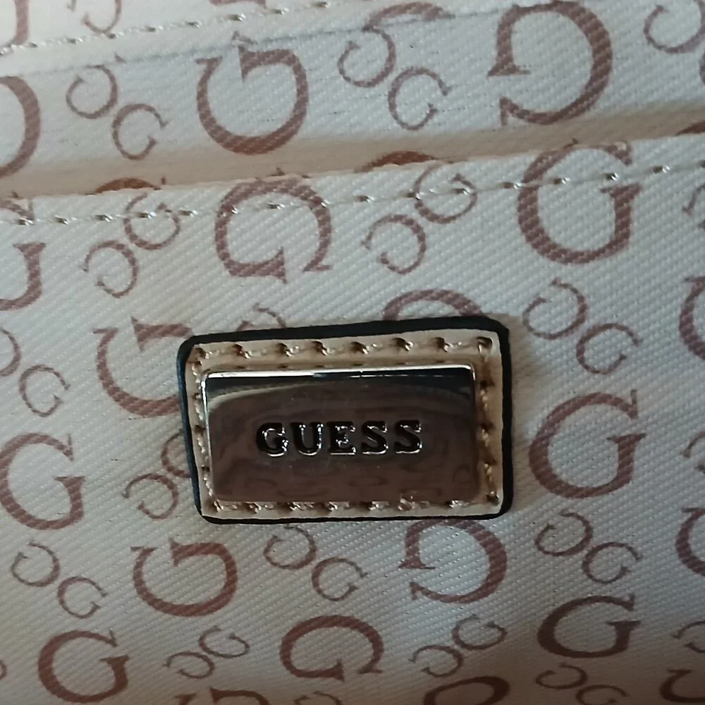 Guess this beautiful